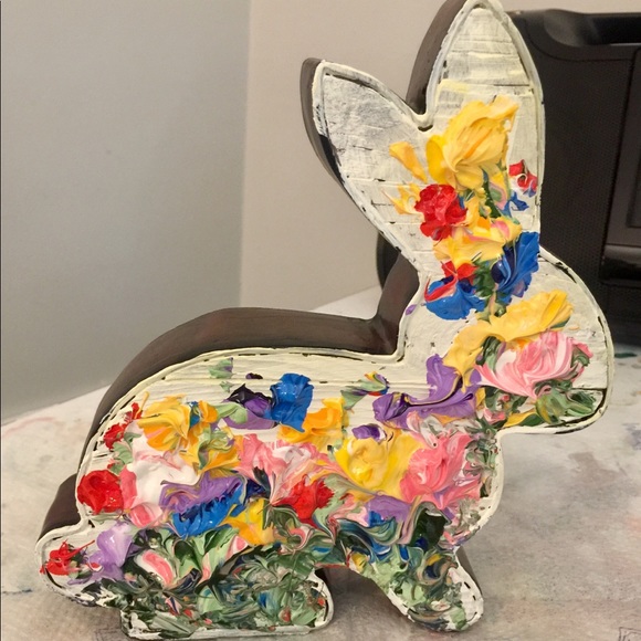 Other - 🌸🐰spring bunny🐰🌸 hand painted wood rabbit